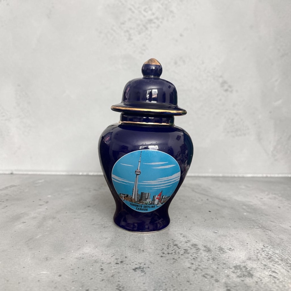 Vintage Toronto Skyline Canada Cobalt Blue Ginger Jar Gold Trim Japan 5.5in